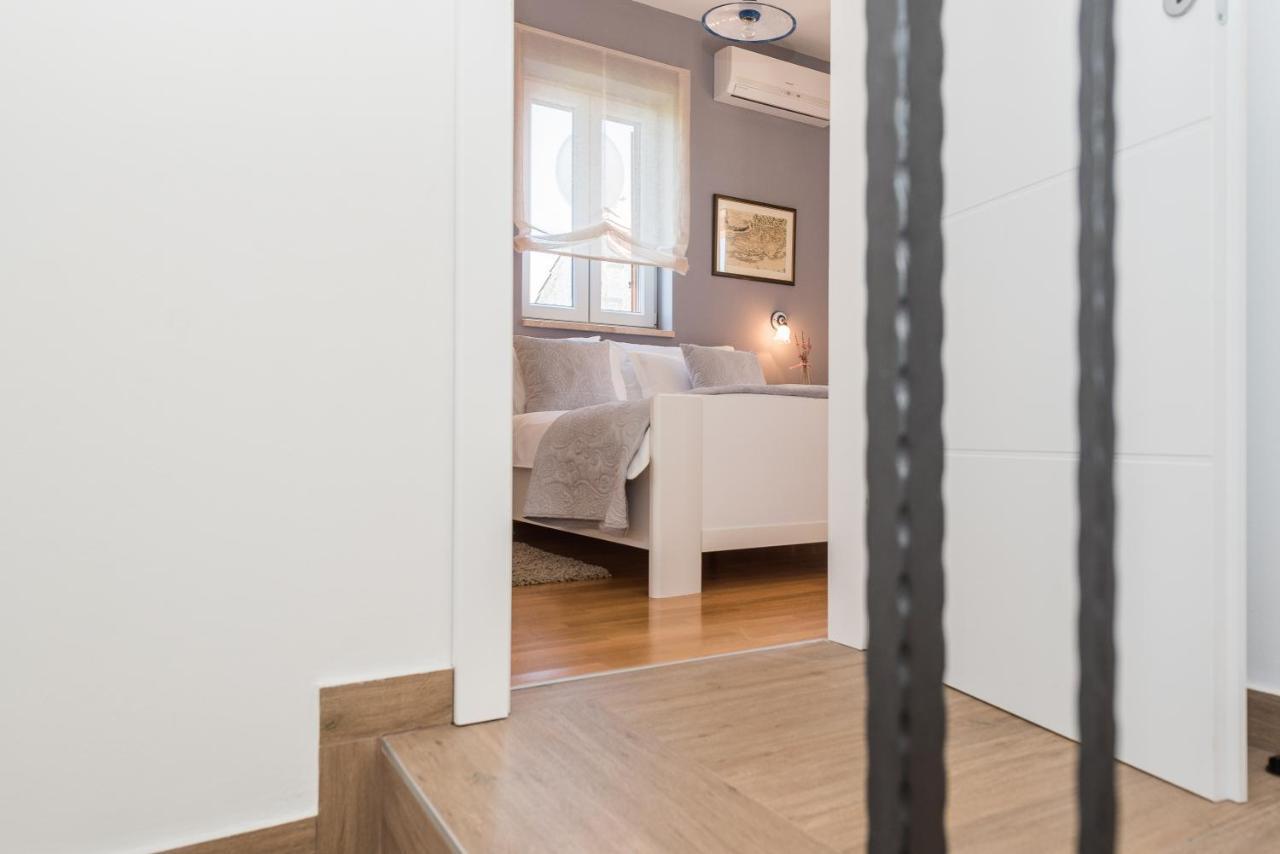 Holiday Home Lukica Привлака Екстер'єр фото