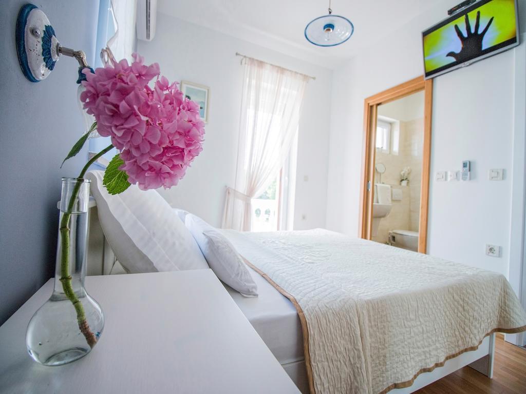 Holiday Home Lukica Привлака Номер фото