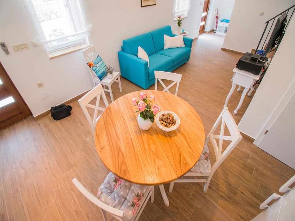 Holiday Home Lukica Привлака Номер фото