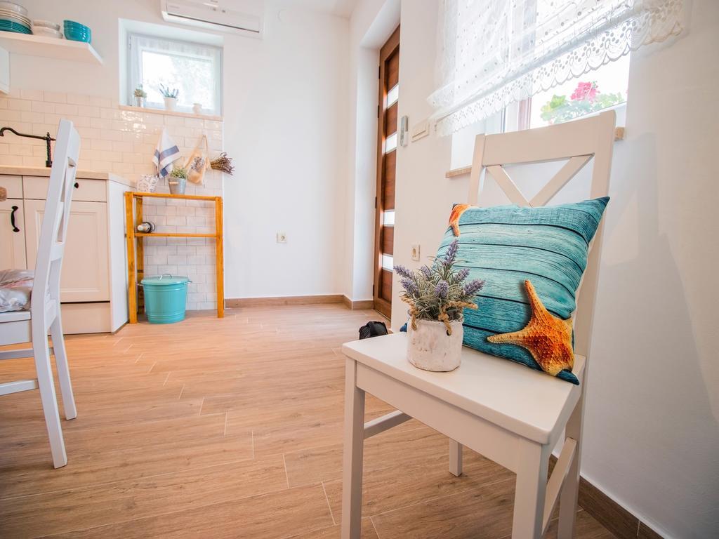 Holiday Home Lukica Привлака Номер фото